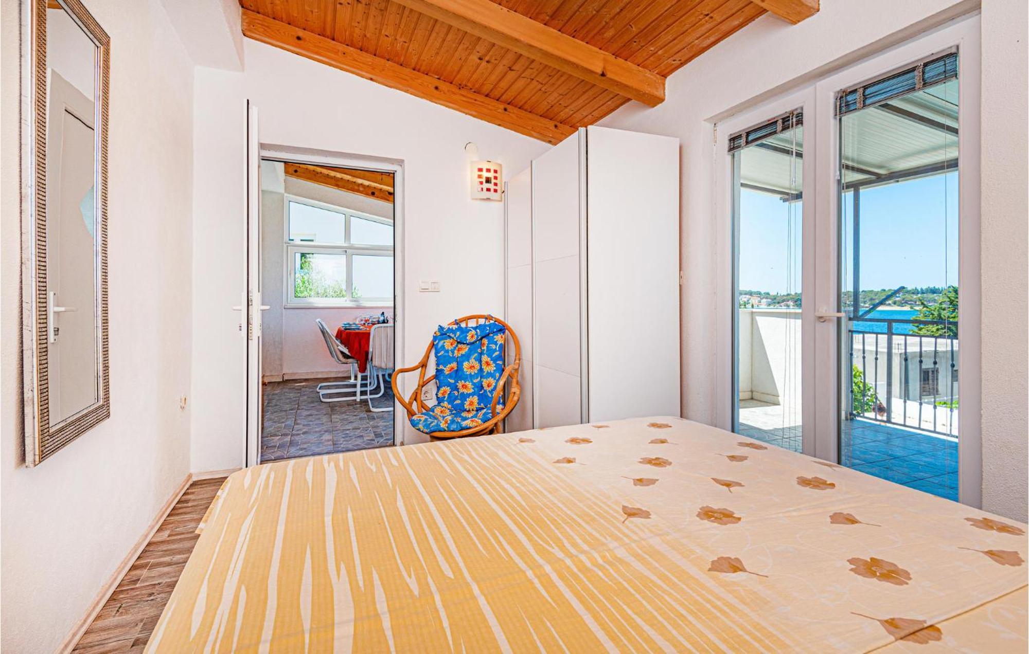 Nice Home In Zatoglav With House Sea View Podglavica Exterior photo